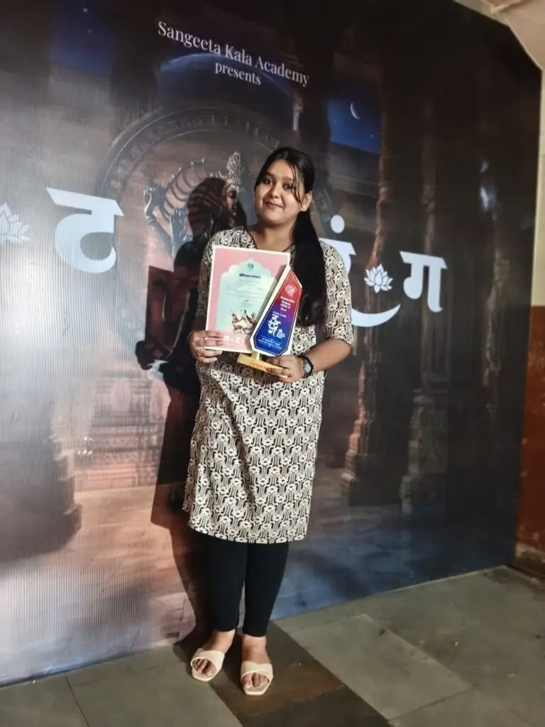 1003574141-768x10246536066239309150044