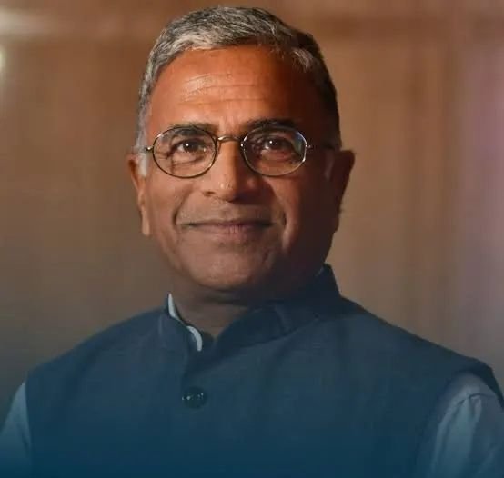 picsart_26-04-17_11-19-01-7106888035860776013822